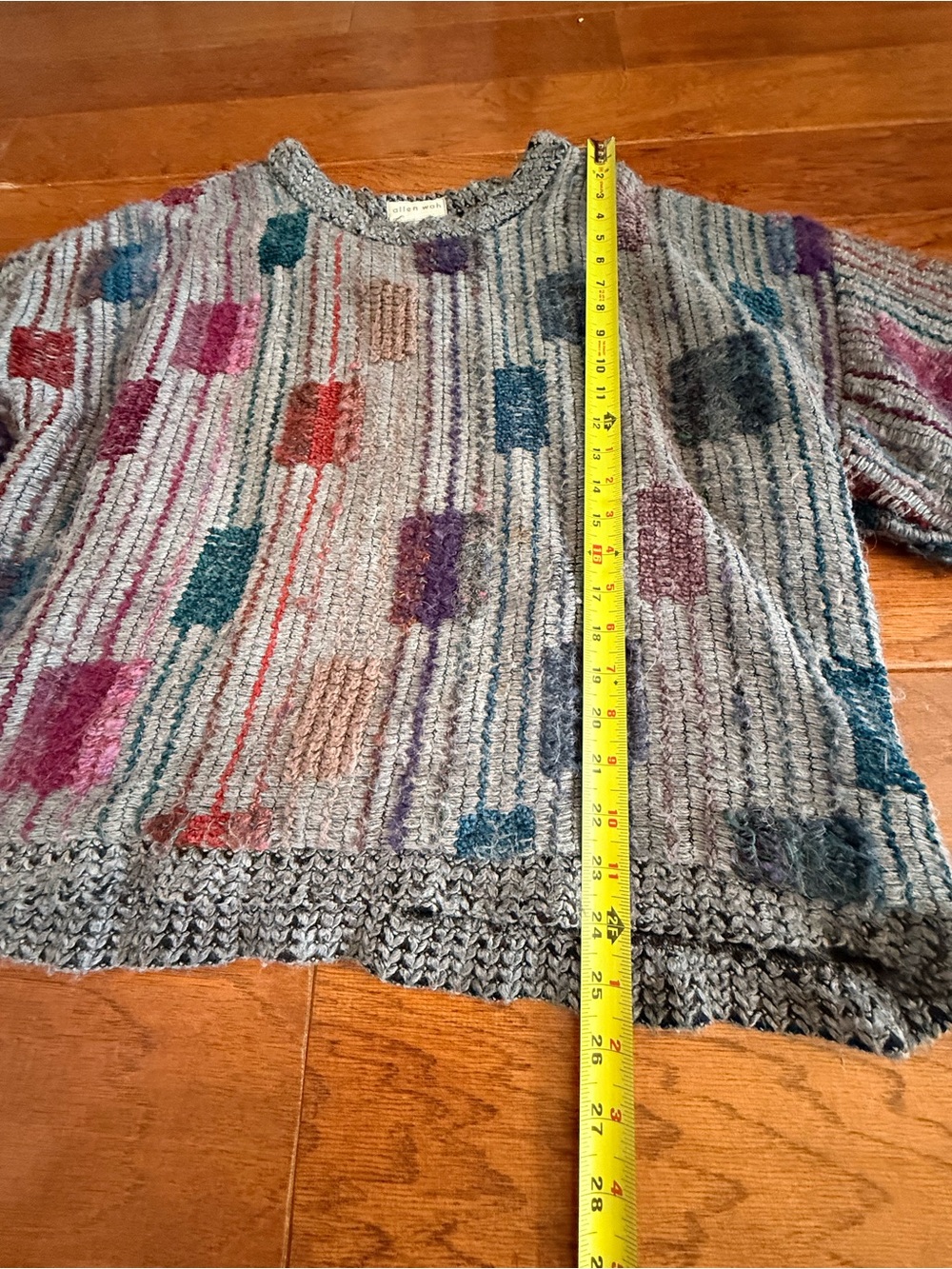 Cozy Vintage Patterned Boxy Knit Sweater see description for sizing. - Picture 5 of 11